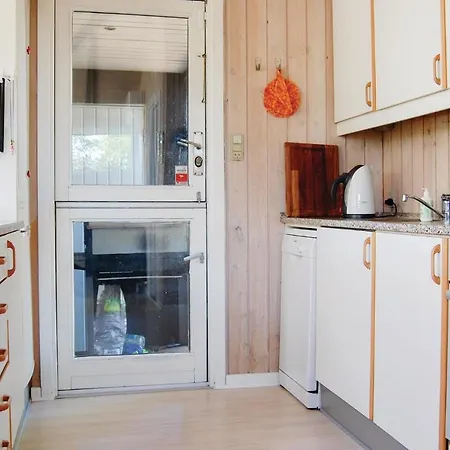 Three-bedroom Holiday In